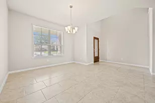 2719 Kaman Ln, Pearland, TX 77581 - Photo 7