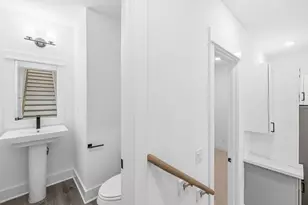1404 Mansfield St, Houston, TX 77091 - Photo 9