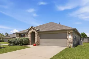 20103 Leaf River Cir, New Caney, TX 77357 - Photo 3