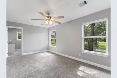 375 Horse Shoe Trail, Angleton, TX 77515 - Photo 11