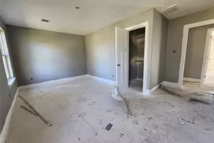 375 Horse Shoe Trail, Angleton, TX 77515 - Photo 11