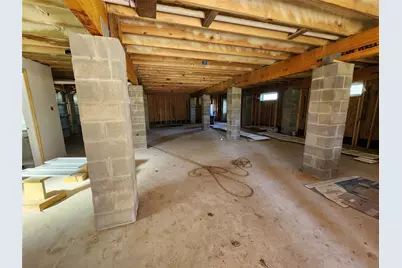 375 Horse Shoe Trail, Angleton, TX 77515 - Photo 17