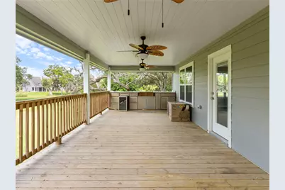 375 Horse Shoe Trail, Angleton, TX 77515 - Photo 21