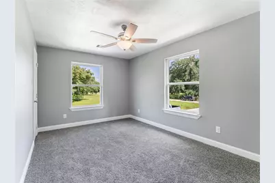 375 Horse Shoe Trail, Angleton, TX 77515 - Photo 7
