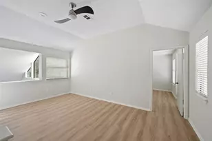 5 Berrypick Ln, The Woodlands, TX 77380 - Photo 13