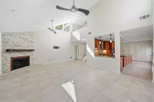 5 Berrypick Ln, The Woodlands, TX 77380 - Photo 5