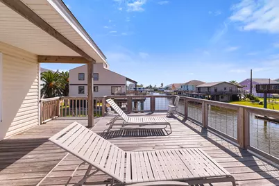 16711 Kingston Way, Jamaica Beach, TX 77554 - Photo 9