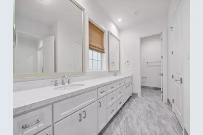 949 Dunleigh Meadows Lane, Houston, TX 77055 - Photo 21