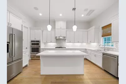 949 Dunleigh Meadows Lane, Houston, TX 77055 - Photo 11