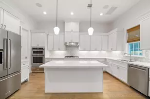 949 Dunleigh Meadows Ln, Houston, TX 77055 - Photo 11