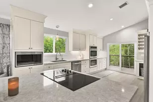 6310 Wickwillow Ln, Alvin, TX 77511 - Photo 9