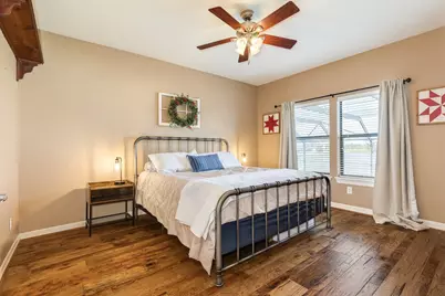 203 Arrowhead Drive, Lake Jackson, TX 77566 - Photo 43