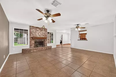 5623 Pinewilde Drive, Houston, TX 77066 - Photo 9