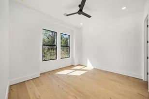 1032 W 41st St, Houston, TX 77018 - Photo 43