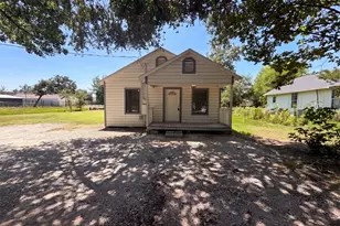 415 Mallie St, Conroe, TX 77301 - Photo 1
