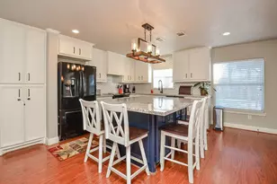 835 Tropicana Blvd, East Bernard, TX 77435 - Photo 9