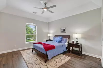 110 S Veilwood Circle, The Woodlands, TX 77382 - Photo 41