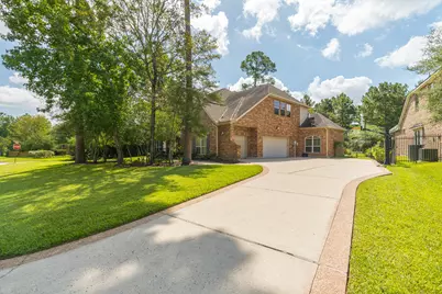 110 S Veilwood Circle, The Woodlands, TX 77382 - Photo 3