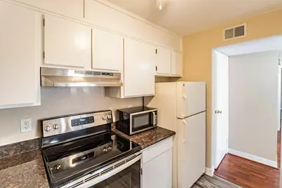 7140 N Holiday Drive, Galveston, TX 77550 - Photo 9