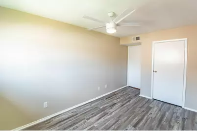 7140 N Holiday Drive, Galveston, TX 77550 - Photo 13