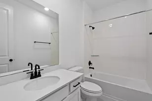 7723 Jade Crst Dr, Angleton, TX 77515 - Photo 9