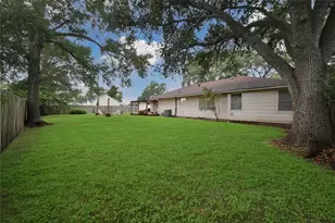 808 Avenue K, Rosenberg, TX 77471 - Photo 7
