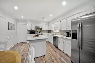 808 Avenue K, Rosenberg, TX 77471 - Photo 23
