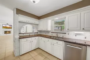 9519 Oxted Ln, Spring, TX 77379 - Photo 11