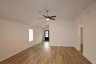 555 Flower Reed Ct, Magnolia, TX 77354 - Photo 11