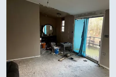 18579 Solomon, Cleveland, TX 77328 - Photo 17