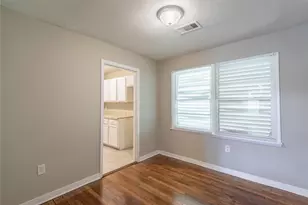 124 N Washington St, Texas City, TX 77591 - Photo 7