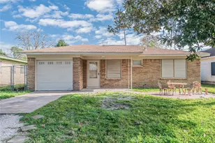 124 N Washington St, Texas City, TX 77591 - Photo 1