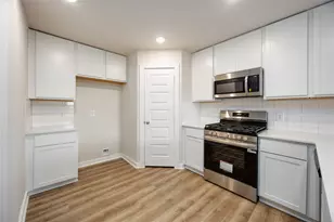 819 Clear Vly Ln, Dayton, TX 77535 - Photo 11