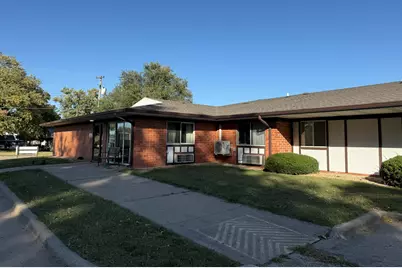 500 S Third Ave, Canton, IL 61520 - Photo 3