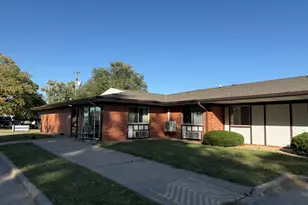 500 S 3rd Ave, Canton, IL 61520 - Photo 3