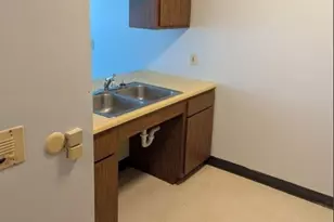 500 S 3rd Ave, Canton, IL 61520 - Photo 11
