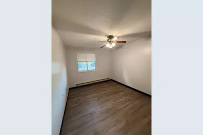 500 S Third Ave, Canton, IL 61520 - Photo 7