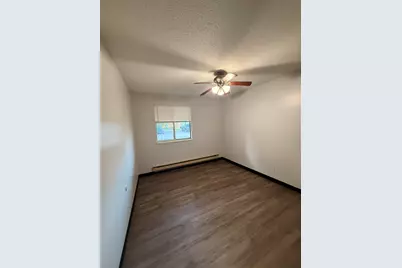 500 S Third Ave, Canton, IL 61520 - Photo 7