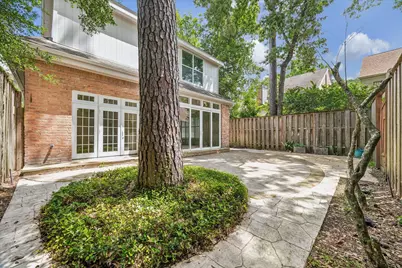 152 Sugarberry Circle, Houston, TX 77024 - Photo 25