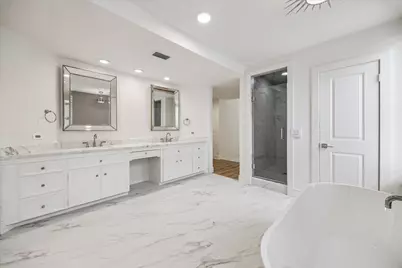 152 Sugarberry Circle, Houston, TX 77024 - Photo 11