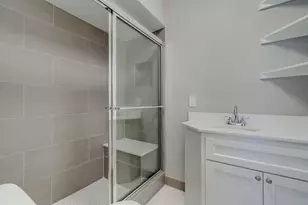 1657 Bonnie Brae St, Houston, TX 77006 - Photo 27