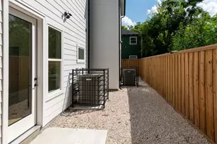 3344 Sauer St, Houston, TX 77004 - Photo 19