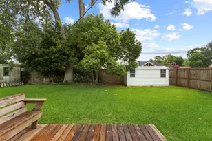 1440 Avenue E, Nederland, TX 77627 - Photo 19