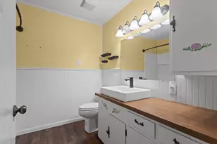 1440 Avenue E, Nederland, TX 77627 - Photo 17