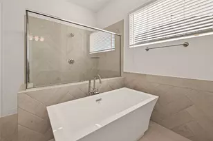 2724 Golden Isle Dr, Texas City, TX 77568 - Photo 21