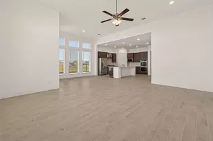 2724 Golden Isle Dr, Texas City, TX 77568 - Photo 11