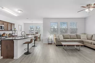 17406 Stonebelt Dr, Houston, TX 77073 - Photo 5