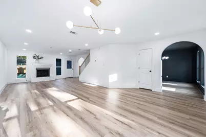 3919 Ridgeview Drive, Missouri City, TX 77459 - Photo 9