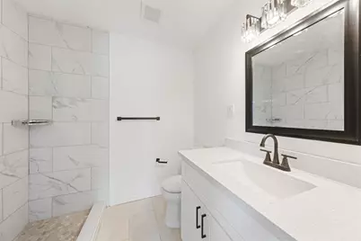 4356 #A Phlox Street, Houston, TX 77051 - Photo 19