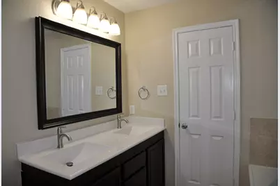 16025 Summerville Lake Drive, Tomball, TX 77377 - Photo 33